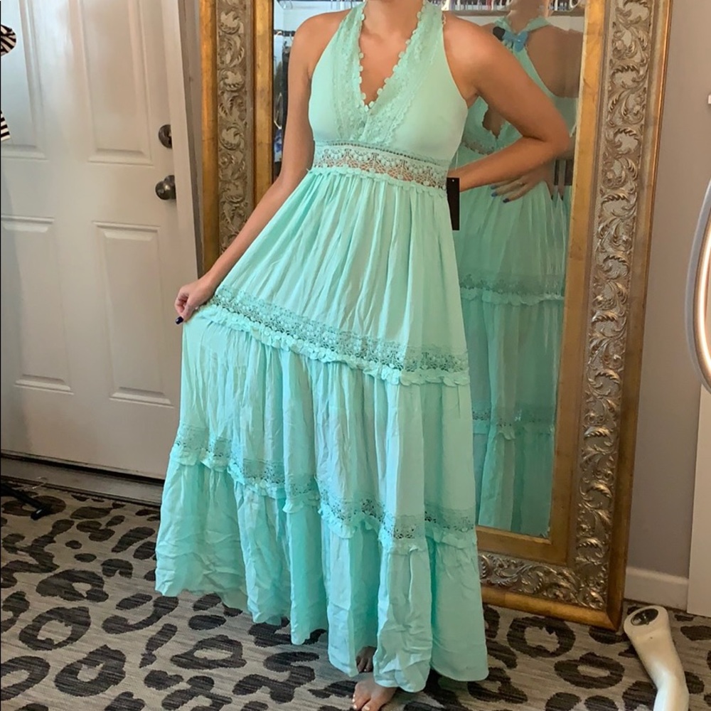 NWT Venus Maxi Dress size 4